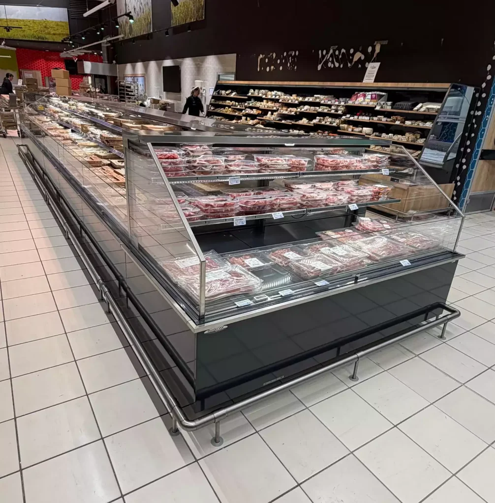 Pose de protections en inox – Super U Noyal-Châtillon — photo 4