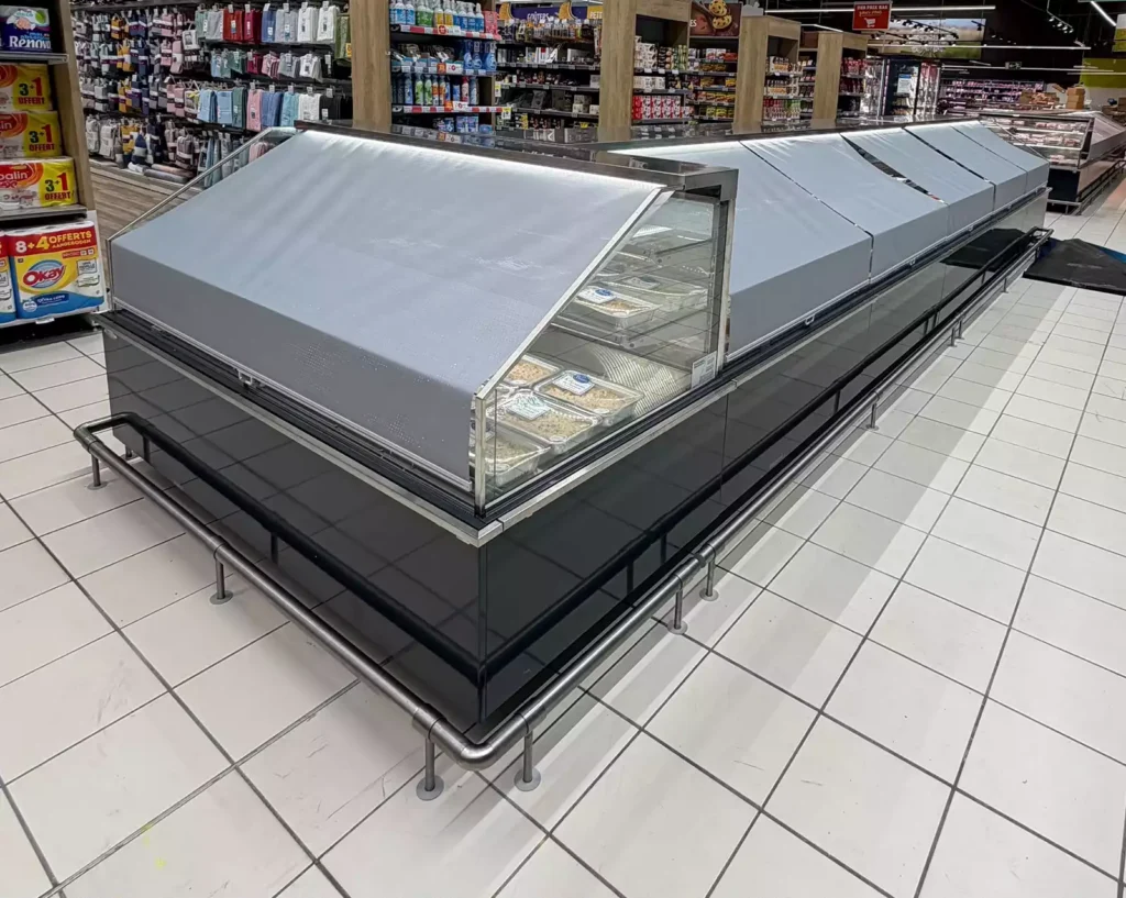 Pose de protections en inox – Super U Noyal-Châtillon — photo 8